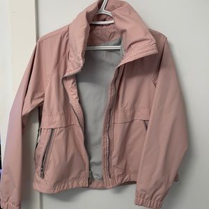 Aritzia babaton rain jacket